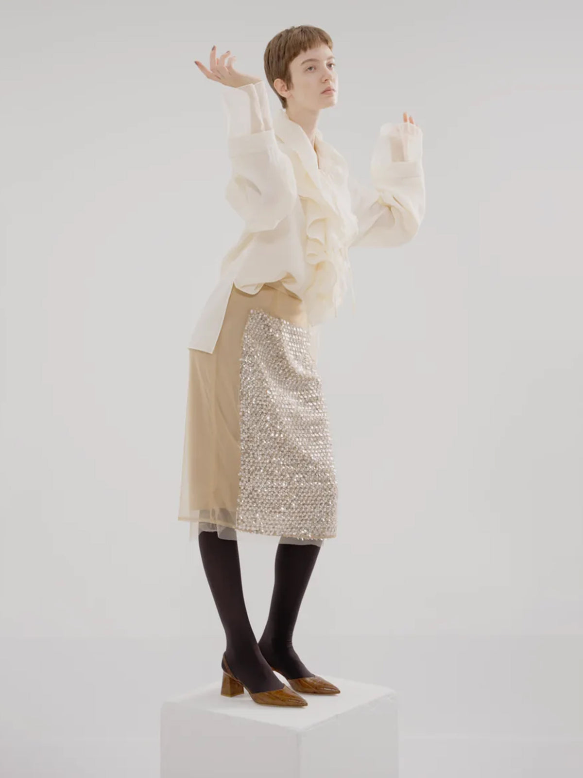 @キャプション_14 アクアグレー