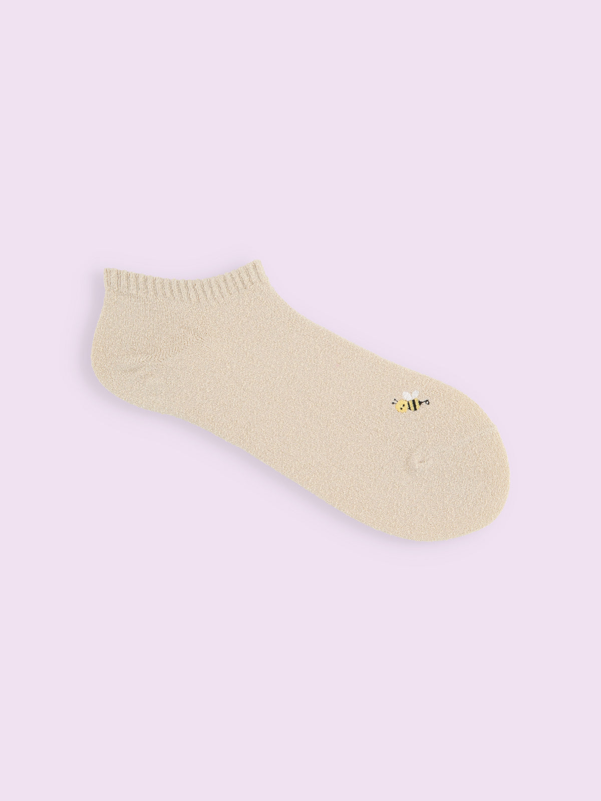 【3足1,485円】ブークレ刺繍スニーカー丈ソックス - ベ-ジュ+ハチ