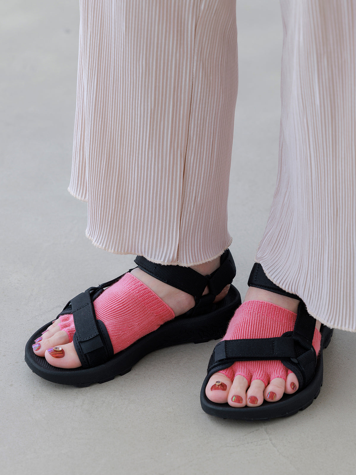 【通常価格より20％OFF】ohora(オホーラ)×靴下屋 WEB限定セット ＜ピンク＞