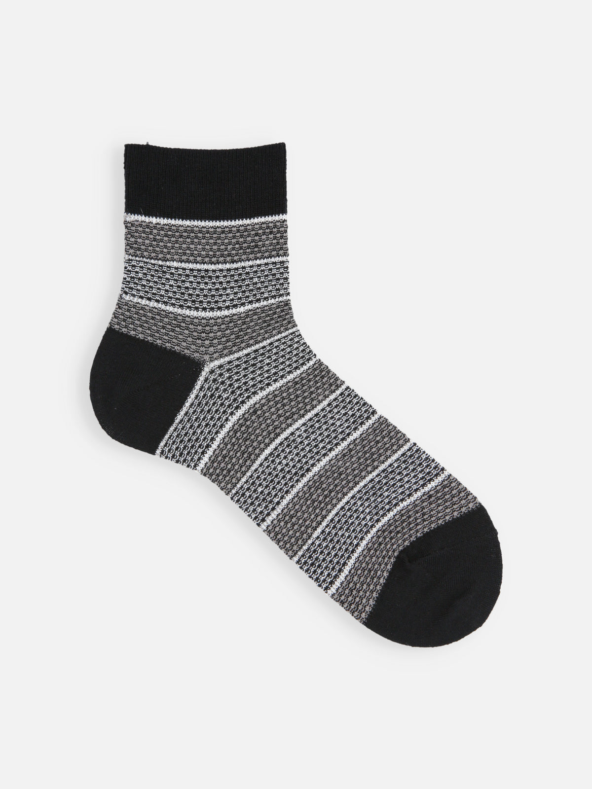 【Tabio MEN】さらっとやわらか綿麻太ボーダーショートソックス(27.0～29.0cm) - ゴムクチクロ