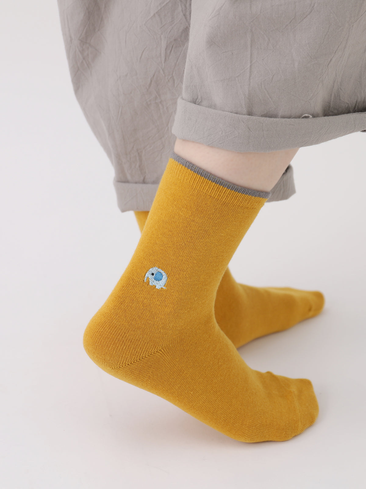 【3足1,485円】トップ切替刺繍ソックス - カラシ＋ゾウサン
