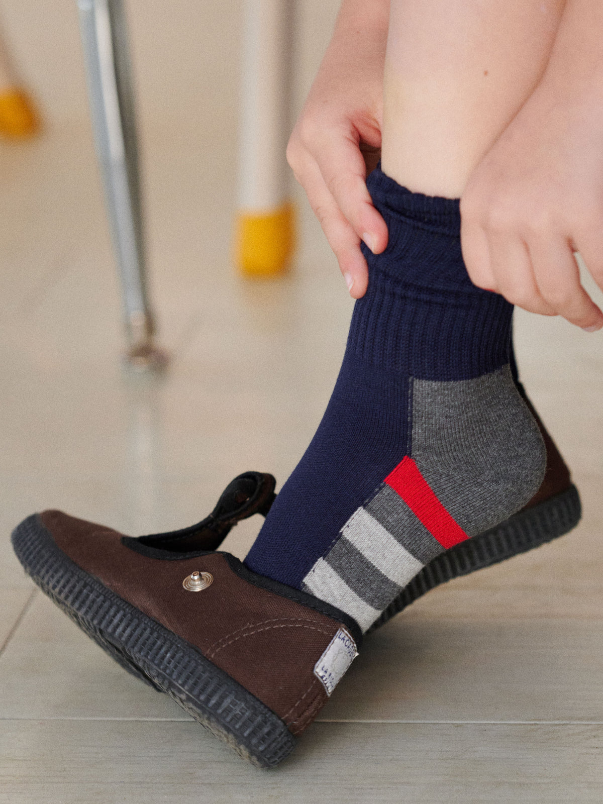 【キッズ】足底の汚れが目立たないソックス / 16-18cm