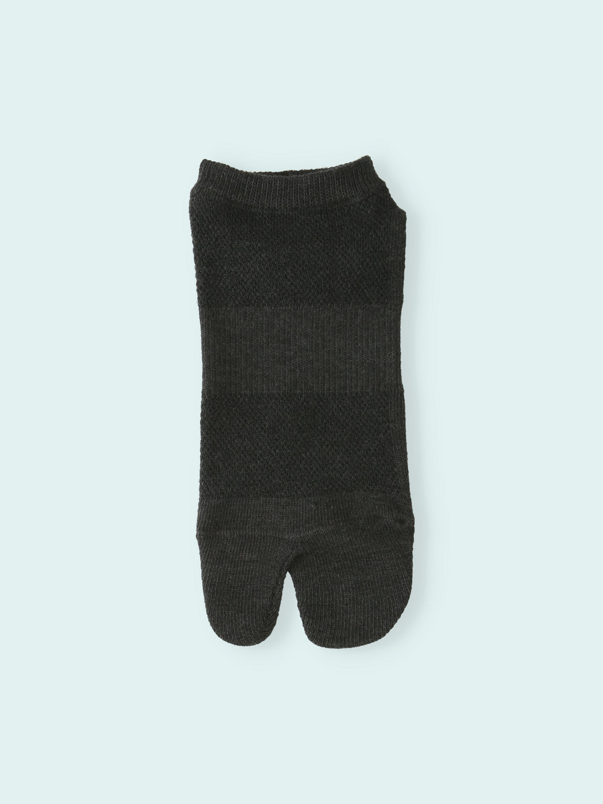 【3足1,485円】メンズ スポーティ足袋メッシュスニーカー丈ソックス - クロ