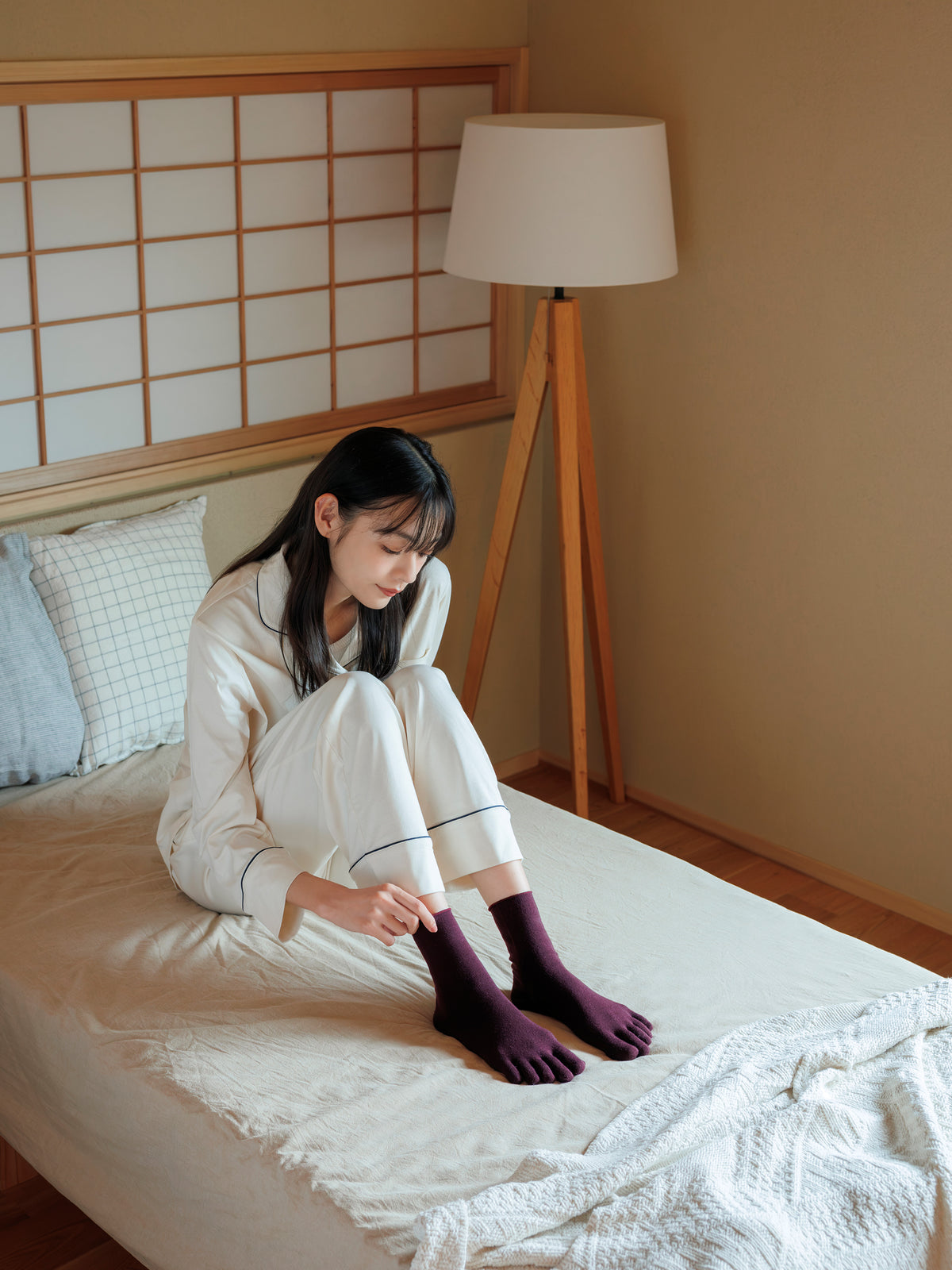 【温脚Labo】光電子×ウール混 五本指ソックス - ダークプラム