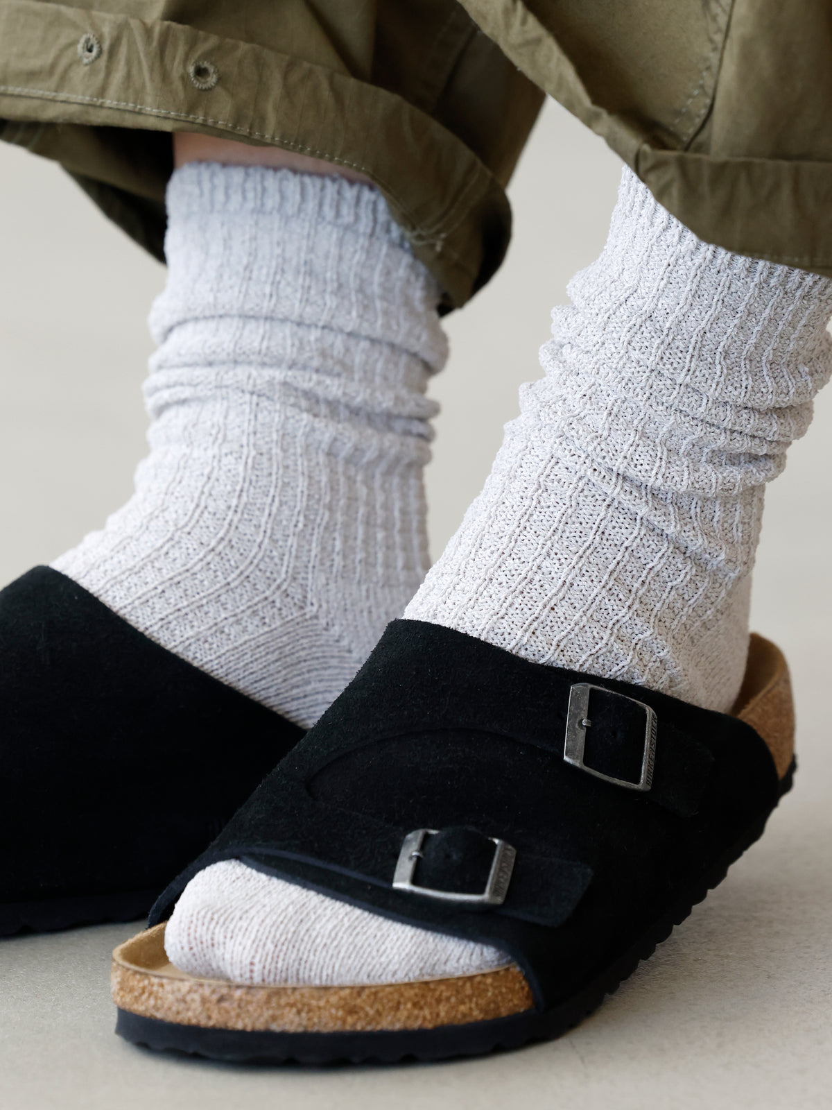 【Tabio MEN】ドライなタッチが心地いい和紙ワッフルソックス - グレー
