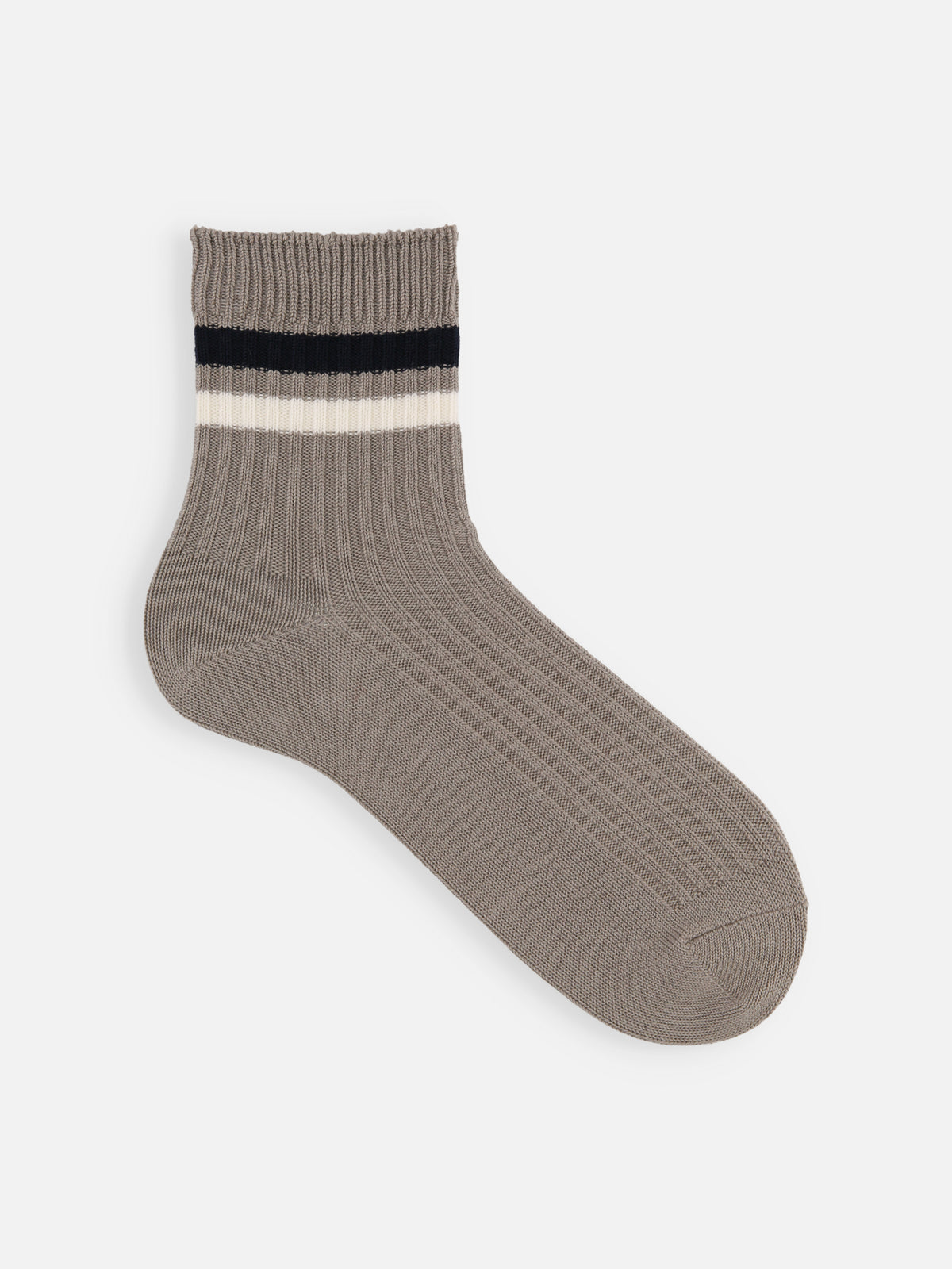 【Tabio MEN】2色ラインショートソックス - ダルベージュ