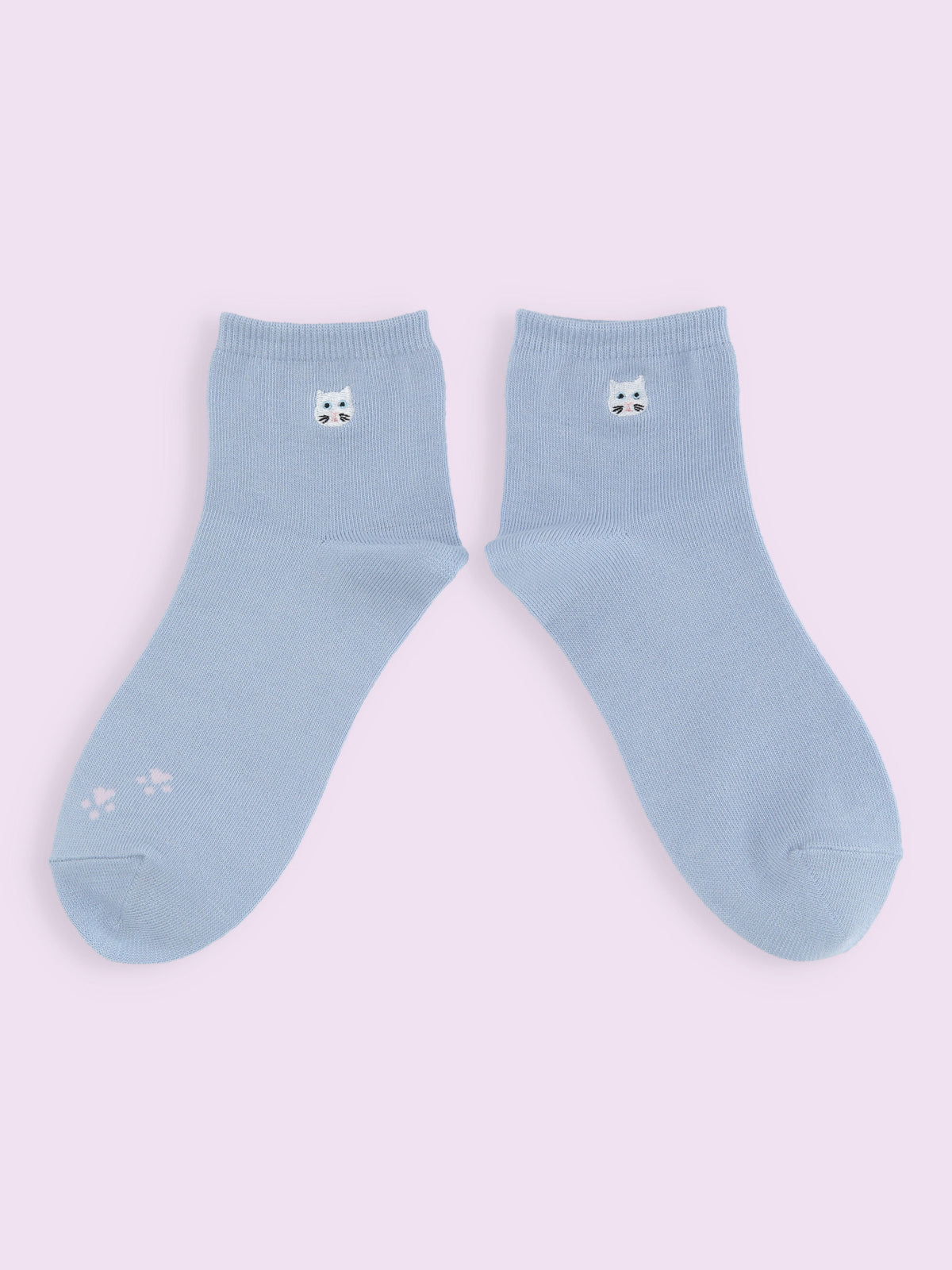 【3足1,485円】にゃんこ刺繍ショートソックス - サックス＋シロネコ