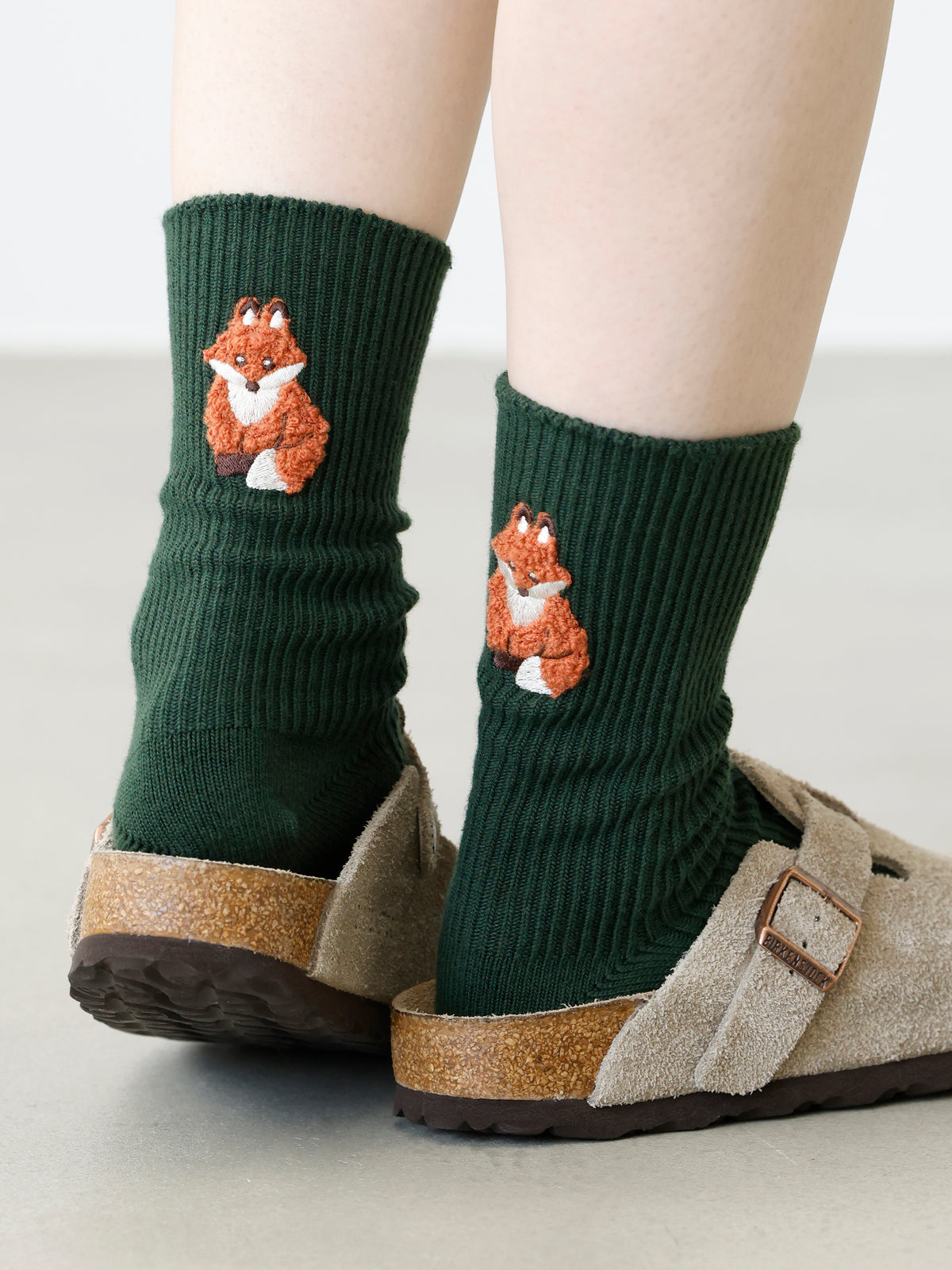 ワッペン風刺繍ソックス